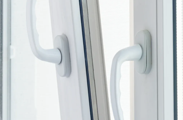 كيفية تثبيت قفل باب زجاجي خطوة بخطوة