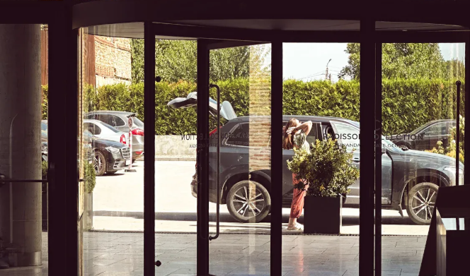 كيفية إصلاح قفل الباب الزجاجي المنزلق؟